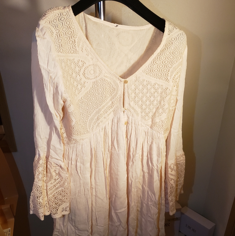 NWT Soft Surroundings size small peasant top